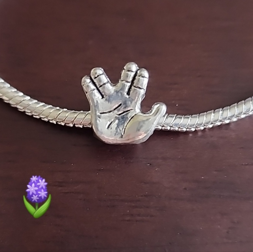 Live Long And Prosper  Charm for European Style Bracelets Tibeten alloys